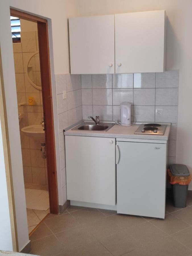 Apartamento Blaza Prvić Luka Exterior foto